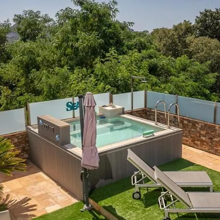 Bella Ada Apartment *